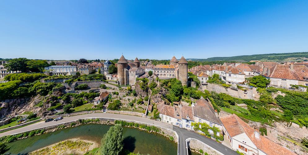 Reportage Photo Drone 360° en Bourgogne : Entre Vignes, Histoire et Villages de Charme