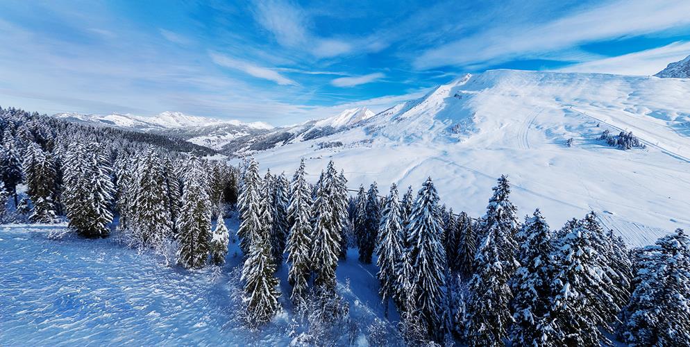 Premières neiges en Haute-Savoie : une sortie splitboard magique au col de Merdassier