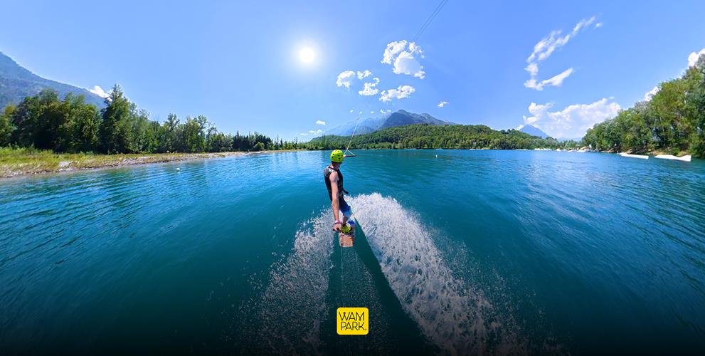 Wakeboard en immersion : vivez l'expérience 360° au téléski nautique WAM Park Savoie